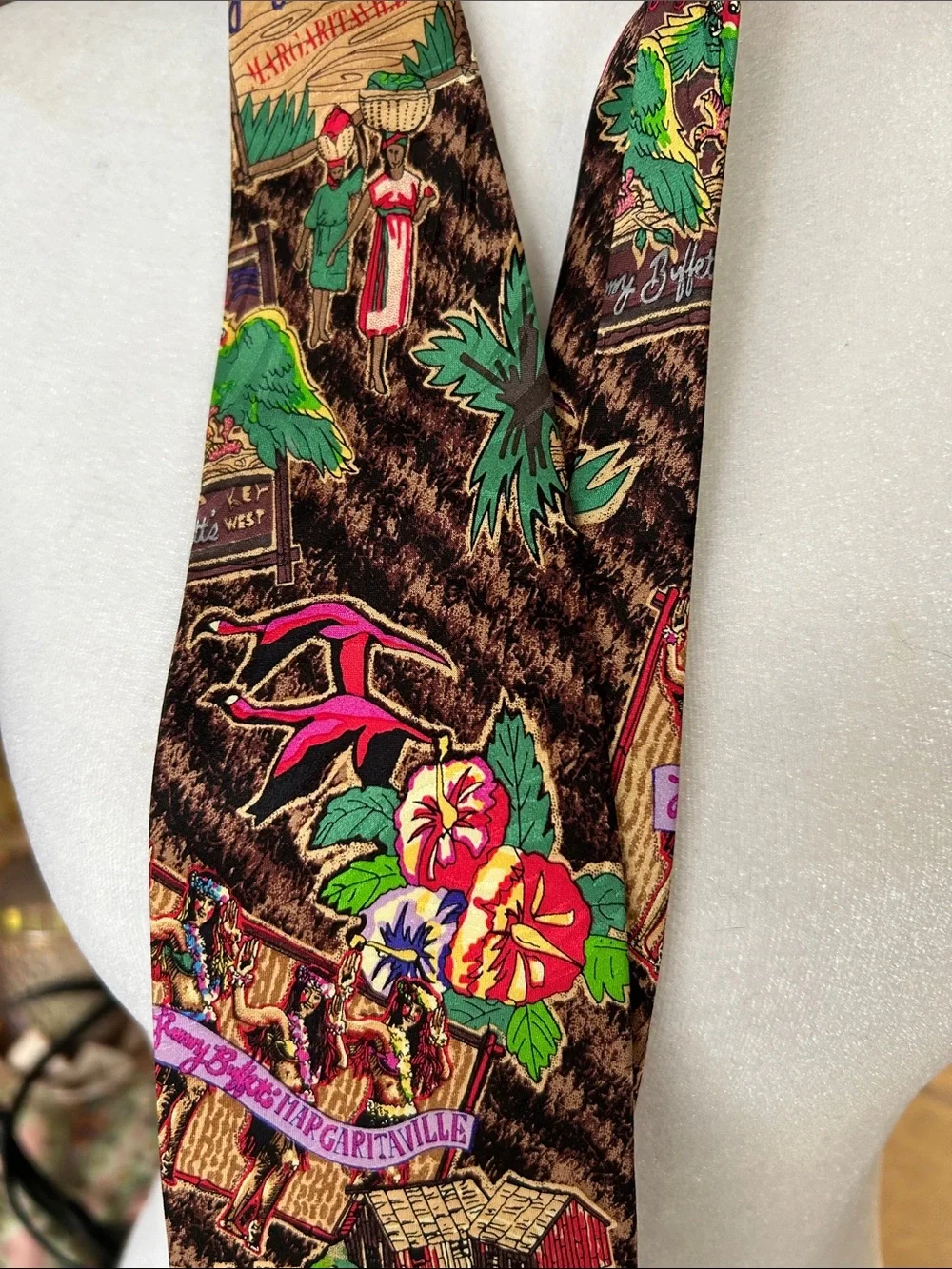 Jimmy buffett’s Tropical Print Men's Tie/ 100% silk
